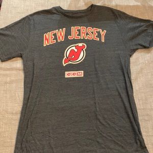 Men’s Large New Jersey Devils T-shirt, Brand New Never Been Worn